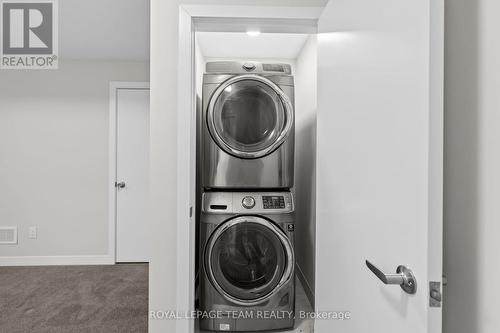 335 Catsfoot Walk, Ottawa, ON - Indoor Photo Showing Laundry Room