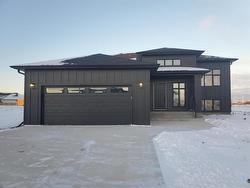 2 Wild Plum Lane  Steinbach, MB R5G 2Z1