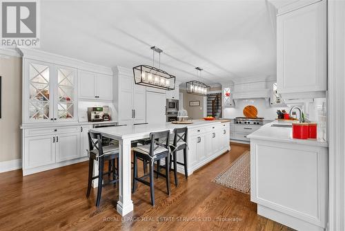 Equipped with Sub-Zero and KitchenAid Appliances - 2315 8 Sideroad, Burlington, ON - Indoor