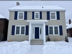 120 High Street S  Thunder Bay, ON P7B 3K5