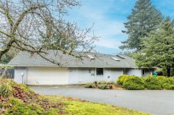 3271 Dolphin Dr  Nanoose Bay, BC V9P 9J1