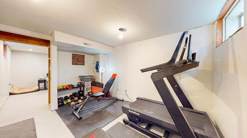 707 7Th  S Street, Cranbrook, BC - Indoor Photo Showing Gym Room