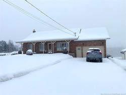 910 Saint-François ST  Edmundston, NB E3V 4R2