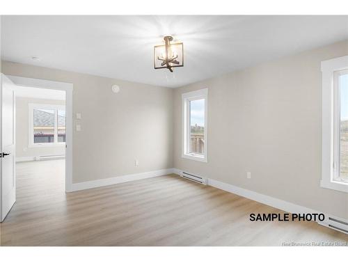 93 Attenborough Dr, Fredericton, NB 