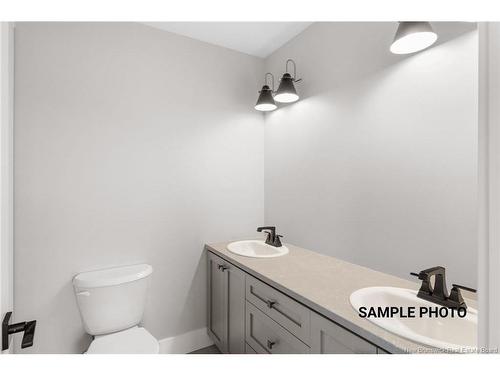 93 Attenborough Dr, Fredericton, NB 