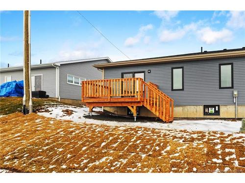 93 Attenborough Dr, Fredericton, NB 