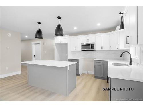 93 Attenborough Dr, Fredericton, NB 