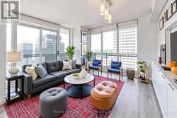 1102 - 8 EGLINTON AVENUE E  Toronto, ON M4P 1A6