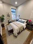 5 - 592 CHURCH STREET  Toronto, ON M4Y 2E5