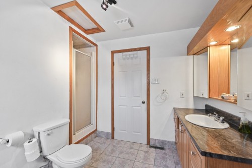 Salle de bains - 406 Rue Bernard, Saint-Alexandre, QC - Indoor Photo Showing Bathroom