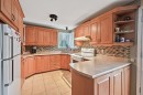 Cuisine - 406 Rue Bernard, Saint-Alexandre, QC  - Indoor Photo Showing Kitchen With Double Sink 