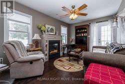 32 CAMERON DRIVE Oro-Medonte, ON L0L 1T0