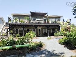 38 Roundhouse Drive  Bridgewater, NS B4V 9A9