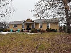 14 REVELL Drive  Charlottetown, PE C1A 8N1