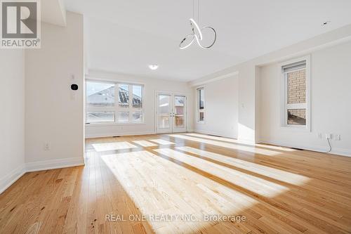 5 Gridiron Gate, Vaughan, ON - Indoor Photo Showing Other Room