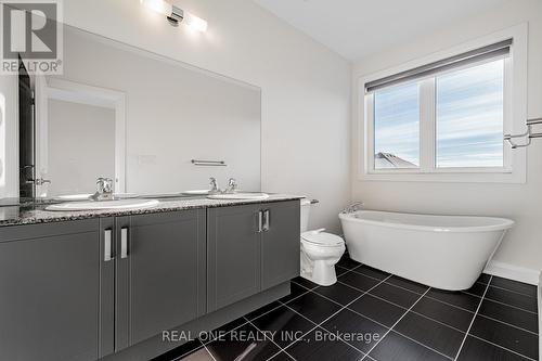 5 Gridiron Gate, Vaughan, ON - Indoor Photo Showing Bathroom
