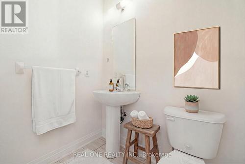 5 Gridiron Gate, Vaughan, ON - Indoor Photo Showing Bathroom