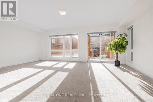 5 Gridiron Gate, Vaughan, ON - Indoor Photo Showing Other Room