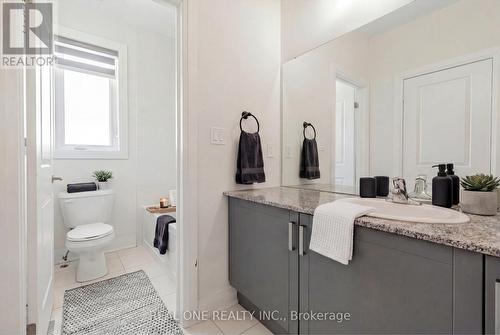 5 Gridiron Gate, Vaughan, ON - Indoor Photo Showing Bathroom