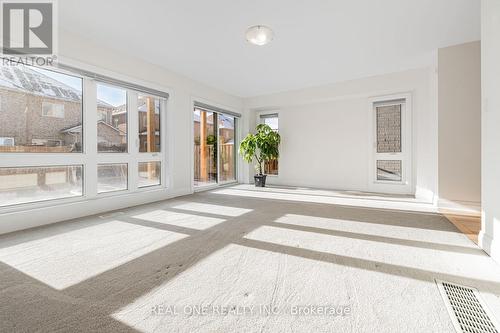 5 Gridiron Gate, Vaughan, ON - Indoor Photo Showing Other Room