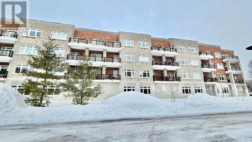 214 - 245 SCOTLAND STREET  Centre Wellington (Fergus), ON N1M 0B5