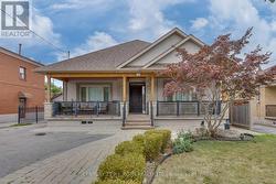 193 EPSOM DOWNS DRIVE  Toronto, ON M3M 1S8
