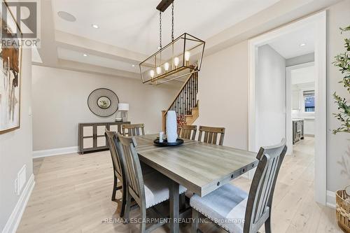 2229 Tallman Avenue, Burlington, ON - Indoor Photo Showing Dining Room
