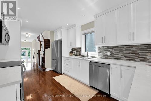 A - 251 Glynn Avenue, Ottawa, ON - Indoor Photo Showing Kitchen With Upgraded Kitchen