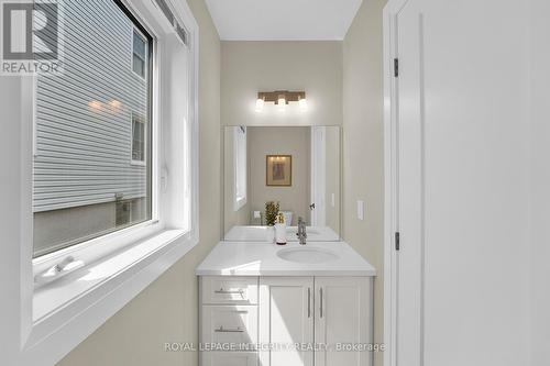 A - 251 Glynn Avenue, Ottawa, ON - Indoor Photo Showing Bathroom