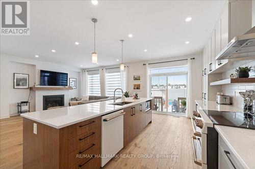 6461 Renaud Road, Ottawa, ON - Indoor Photo Showing Kitchen With Double Sink With Upgraded Kitchen