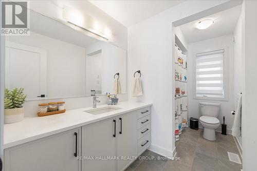 6461 Renaud Road, Ottawa, ON - Indoor Photo Showing Bathroom