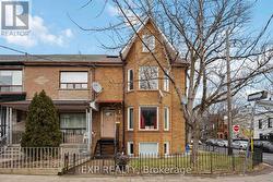UPPER - 211 DOVERCOURT ROAD  Toronto, ON M6J 3C9