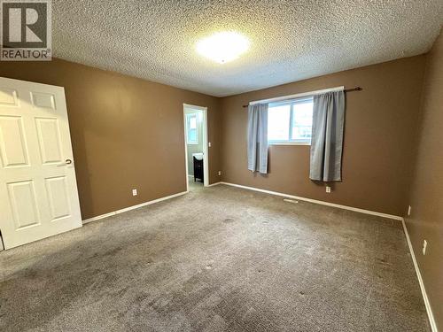 9016 98A Avenue, Fort St. John, BC - Indoor Photo Showing Other Room