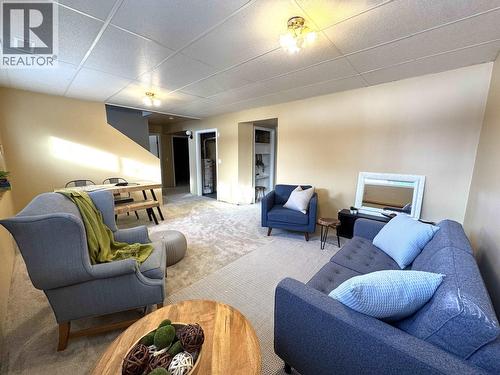 9016 98A Avenue, Fort St. John, BC - Indoor