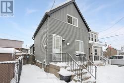 173 LONDON STREET N  Hamilton, ON L8H 4C1