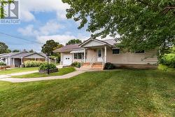 371 HUNTER STREET  South Bruce Peninsula, ON N0H 2T0