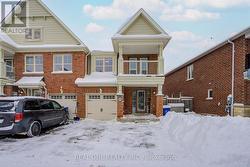 18 LATITUDE LANE  Whitchurch-Stouffville, ON L4A 0T1