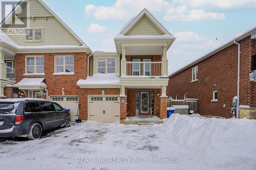 18 LATITUDE LANE  Whitchurch-Stouffville, ON L4A 0T1