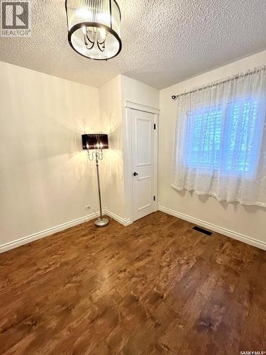 218 24Th Street E, Prince Albert, SK - Indoor Photo Showing Other Room