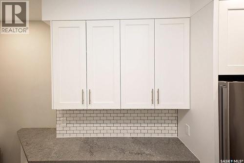 8 2201 14Th Avenue, Regina, SK - Indoor