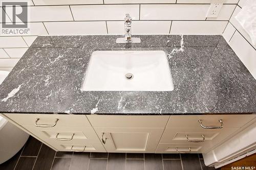 8 2201 14Th Avenue, Regina, SK - 