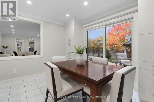 3353 Loyalist Drive, Mississauga, ON - Indoor Photo Showing Dining Room