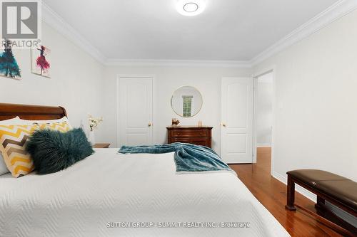 3353 Loyalist Drive, Mississauga, ON - Indoor Photo Showing Bedroom