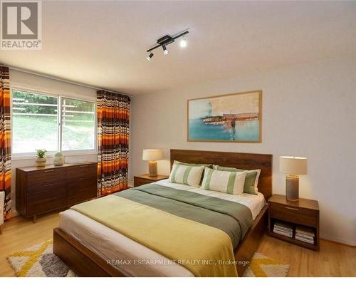 Virtually staged - 30 Terrace Drive, Hamilton, ON - Indoor Photo Showing Bedroom