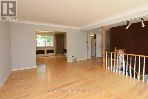 30 Terrace Drive, Hamilton, ON - Indoor Photo Showing Other Room
