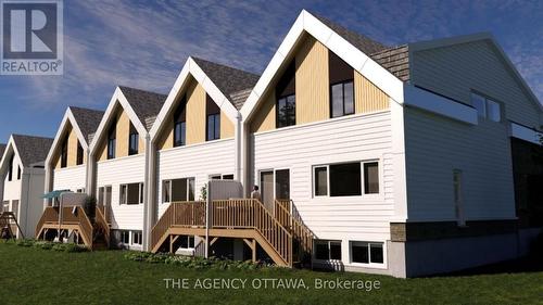535 Adventure Private, Ottawa, ON - Outdoor