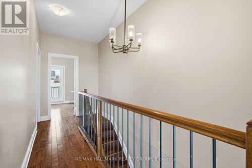 290 Cambridge Street, Ottawa, ON - Indoor Photo Showing Other Room