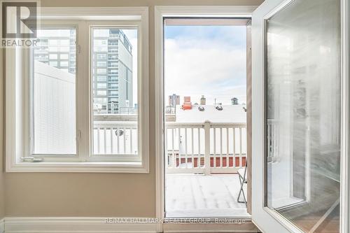290 Cambridge Street, Ottawa, ON - Indoor Photo Showing Other Room