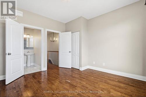 290 Cambridge Street, Ottawa, ON - Indoor Photo Showing Other Room