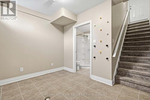 290 Cambridge Street, Ottawa, ON - Indoor Photo Showing Other Room